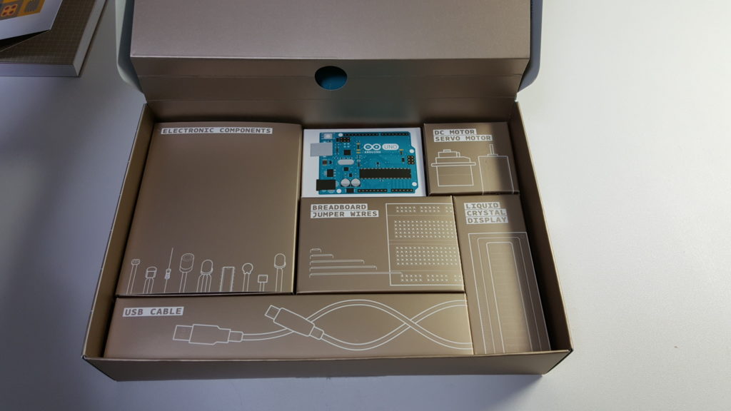 The Arduino Starter Kit 箱の中身２
